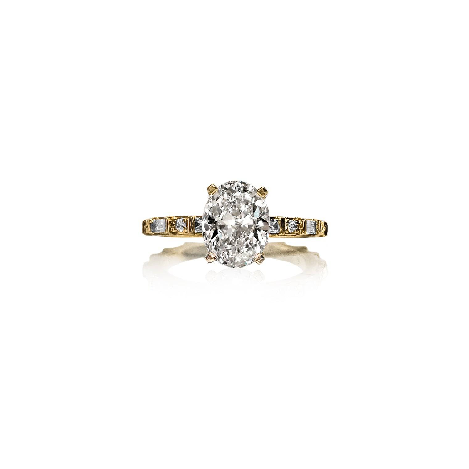 Baguette Oval Diamond Ring - Image 3