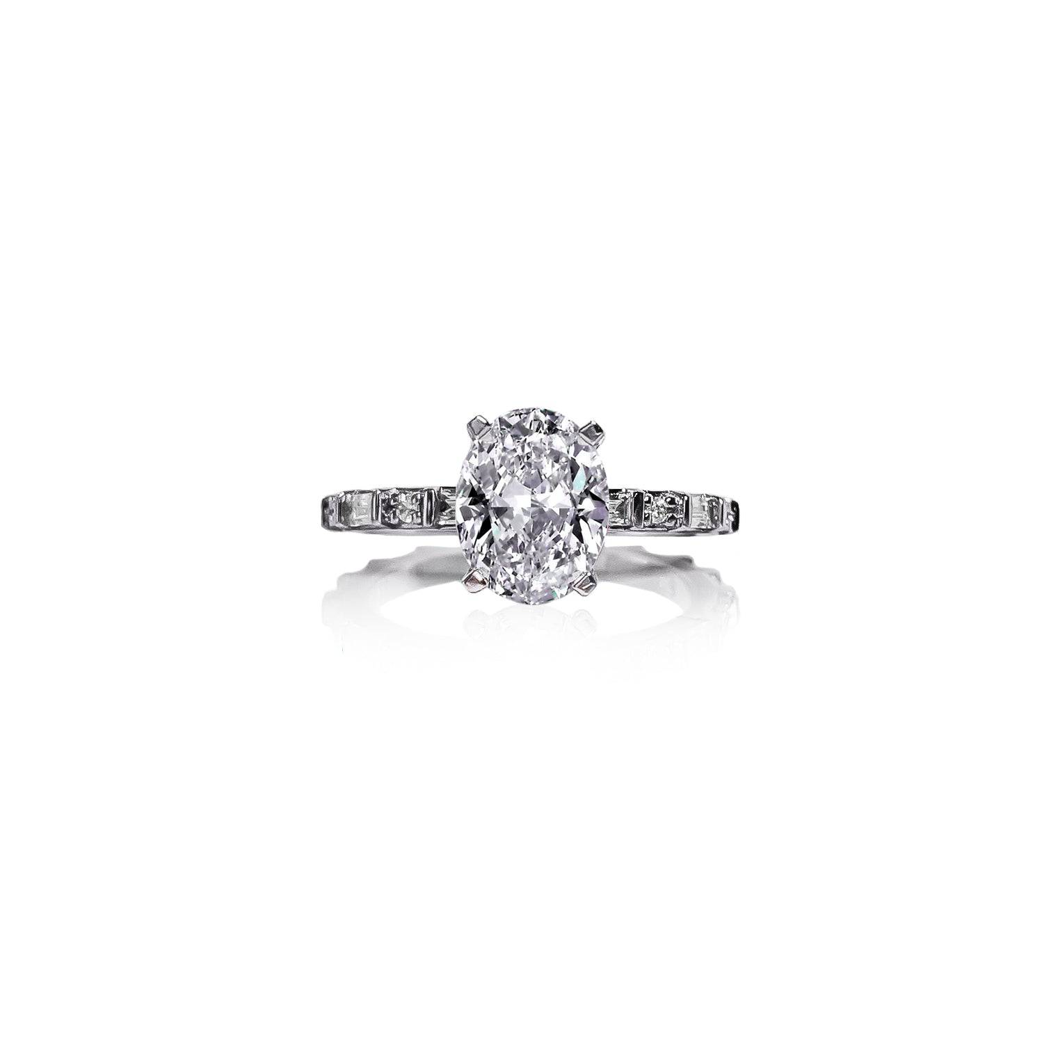 Baguette Oval Diamond Ring - Image 5