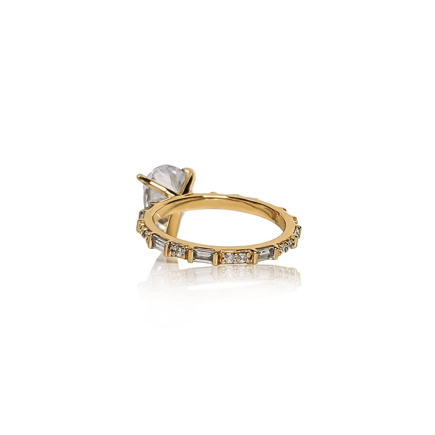 Baguette Pear Diamond Ring - Image 7