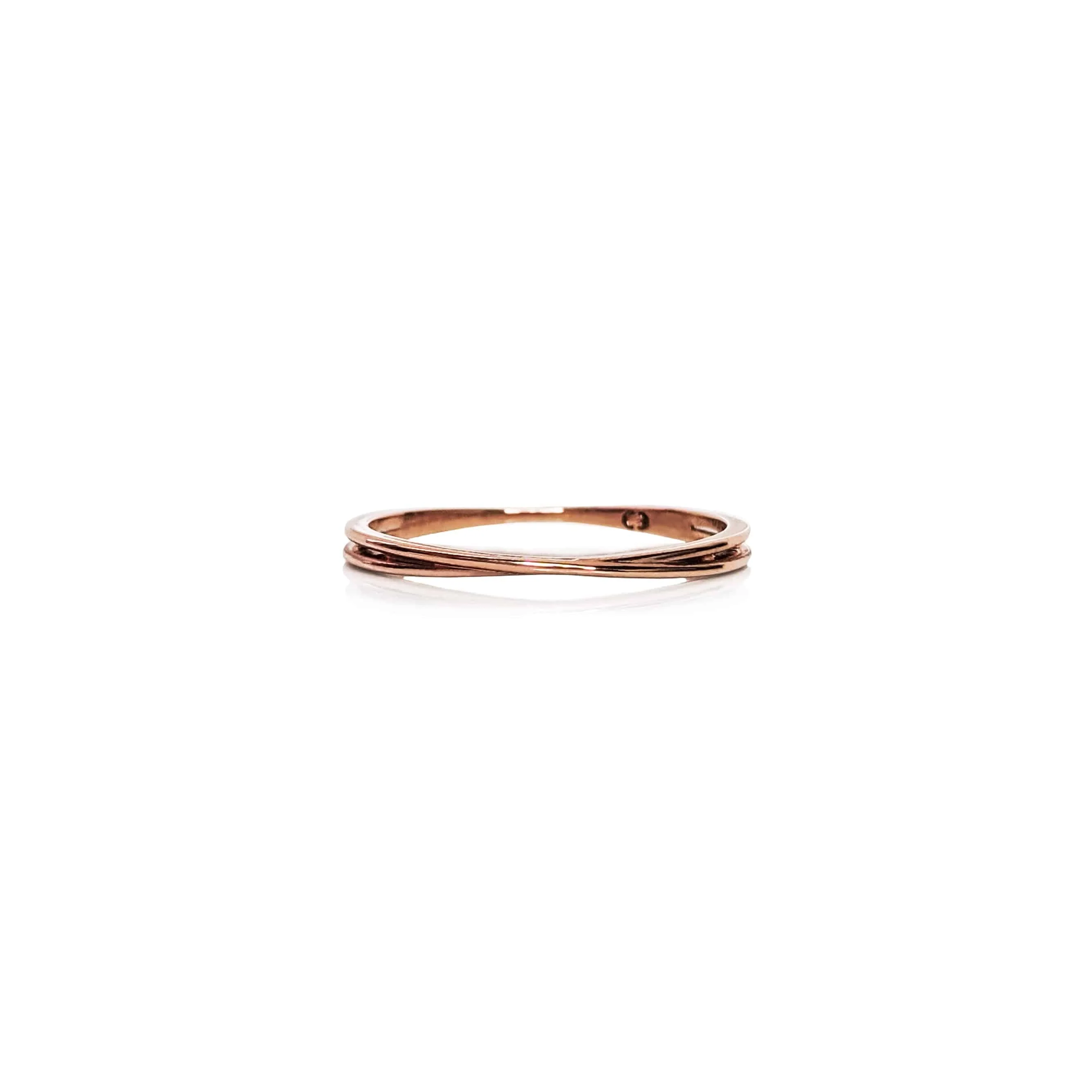 Crossover Ring