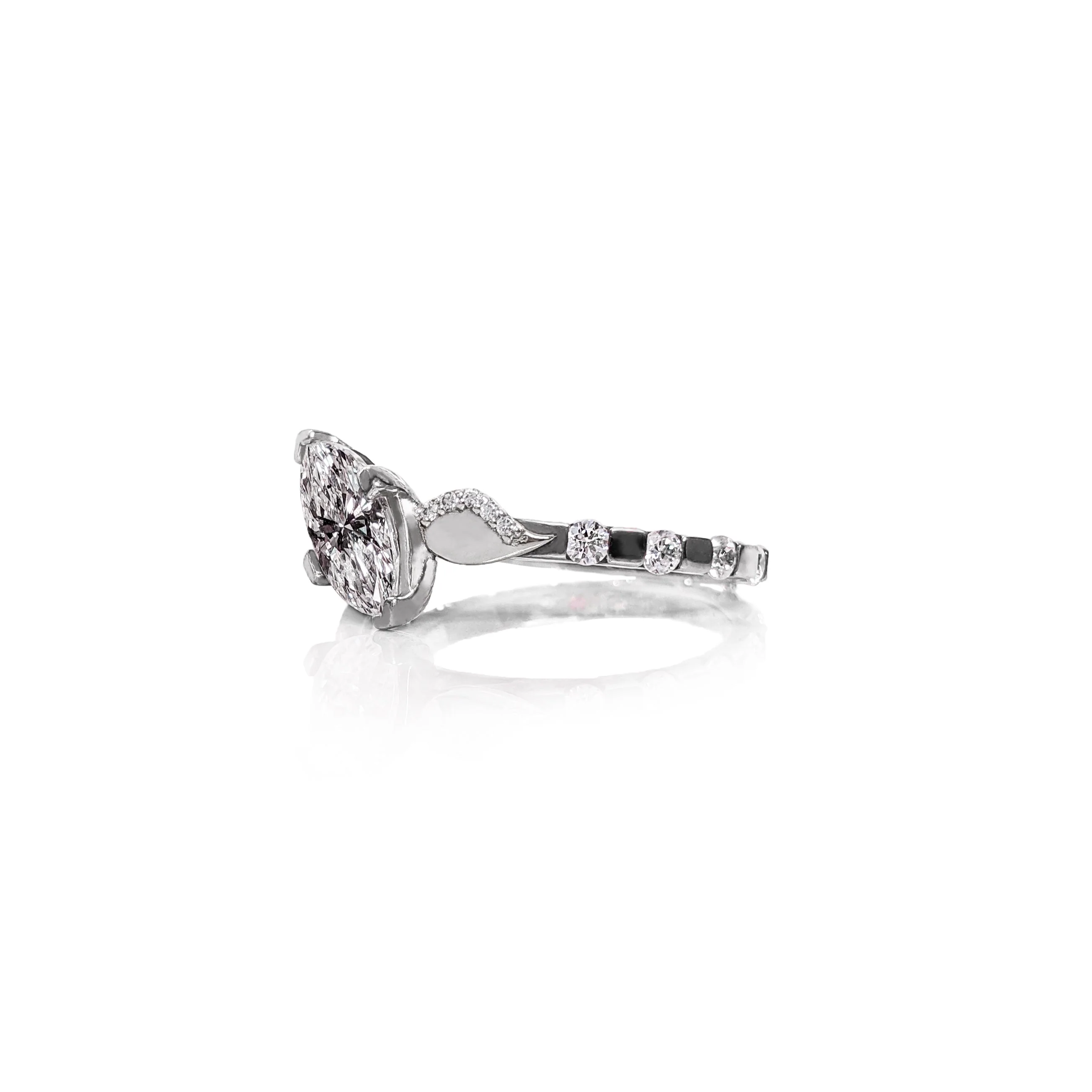 Foglia Engagement Ring - Image 6