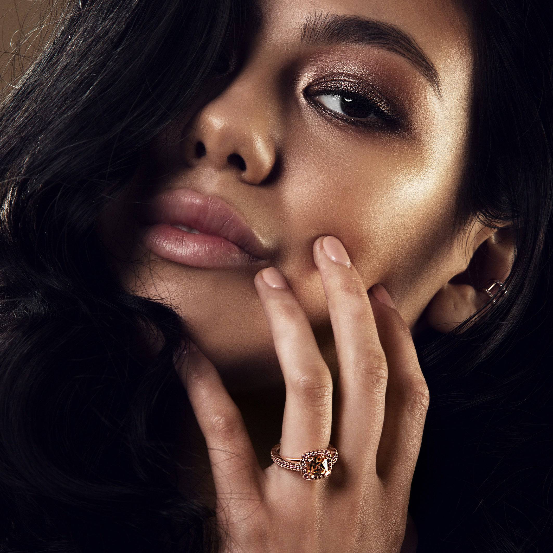 Lavish Sapphire Ring - Image 4