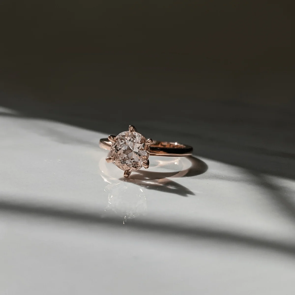 Morganite Gigi Round Brilliant Ring - Image 12