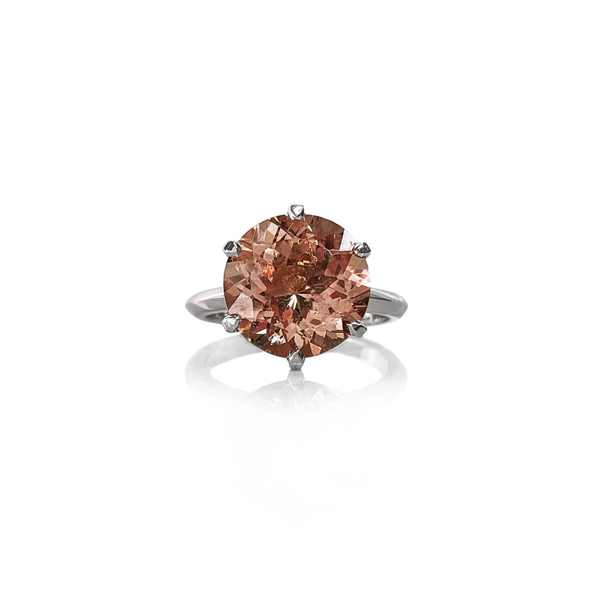 Morganite Gigi Round Brilliant Ring - Image 3