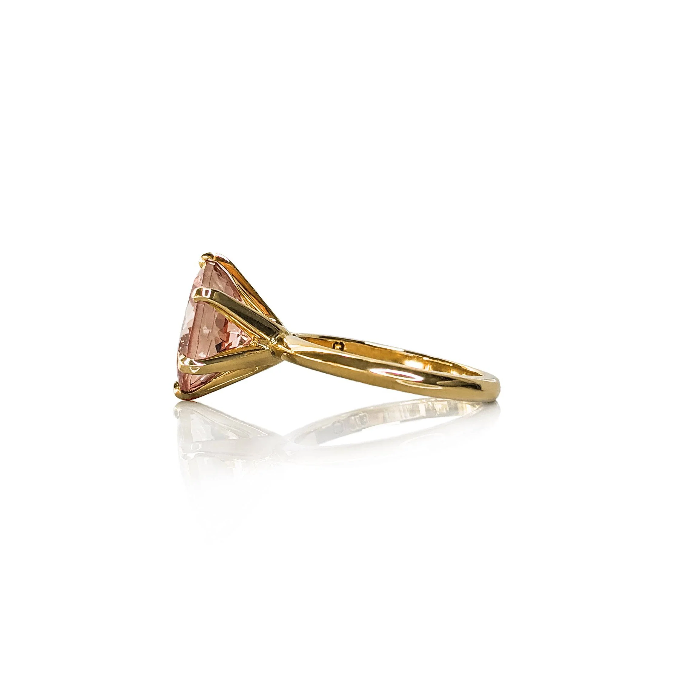 Morganite Gigi Round Brilliant Ring - Image 5