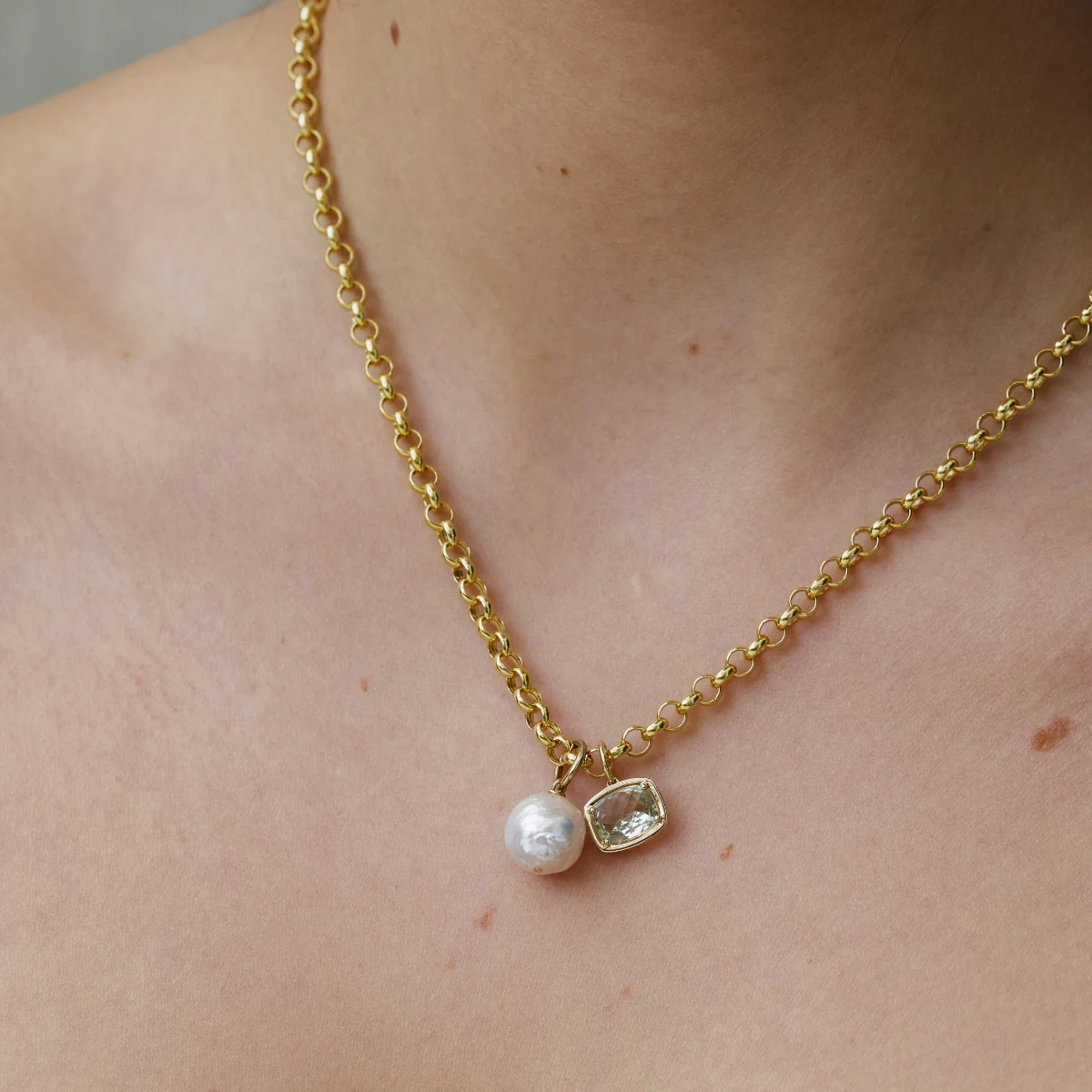 Pearl Charm - Image 3