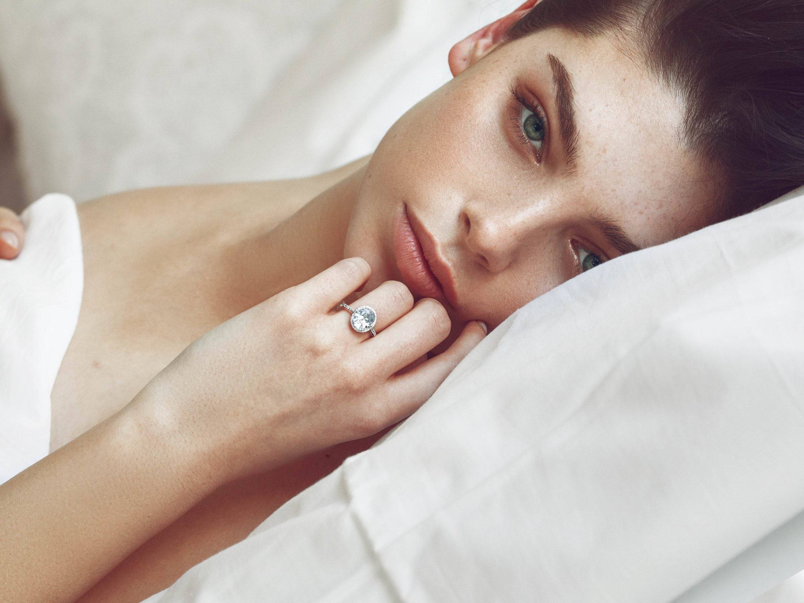 Tante Amore Engagement Ring - Image 4